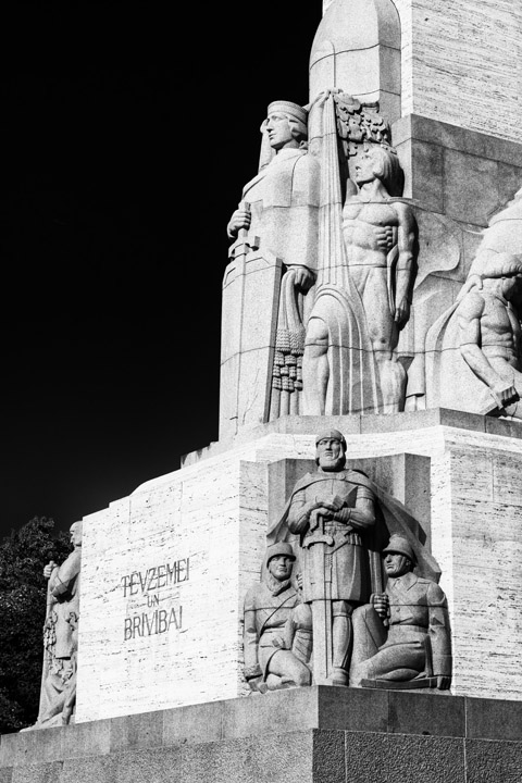 Photograph of Freedom Monument Riga 2